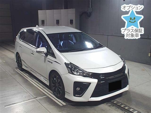 7212 Toyota Prius alpha ZVW40W 2015 г. (JU Gifu)